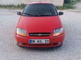 Az yakar ekonomık konforlu aıle aracı