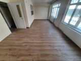 BURSA OSMANGAZİ SELİMİYE CAMİSİ YANINDA 100 M2 2+1 KREDİYE UYGUN SATILIK ARA KAT DAİRE
