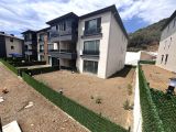 Gemlik. Manastır. Yüzme havuzlu bahçe katı 3&1 