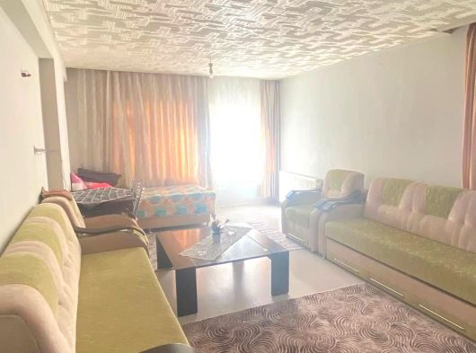 ÇORUM MERKEZDE ETİ LİSESİ YAKINI 1+1 EŞYALI KİRALIK DAİRE