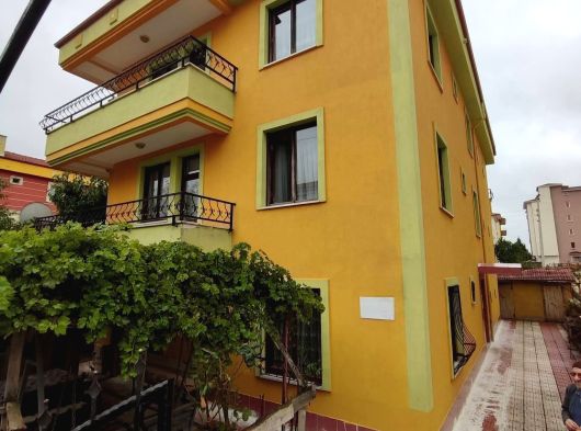 ÇORUM GÜL ABİ BEY MAH.BAĞCILAR SOKAK'TA ACİL SATILIK 3+1 DÜZ GİRİŞ DAİRE
