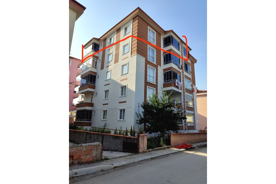 ESNAF EMLAK OTOMOTİV'DEN-ÇİFTLİK  ÇAYIRINDA-3+1-SON KAT DAİRE