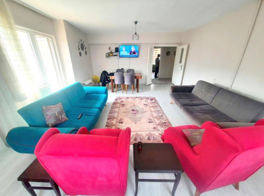 BURSA OSMANGAZİ HÜDAVENDİGAR'DA 130 M2 3+1 ASANSÖRLÜ BİNA 3 BALKONLU SATILIK DAİRE